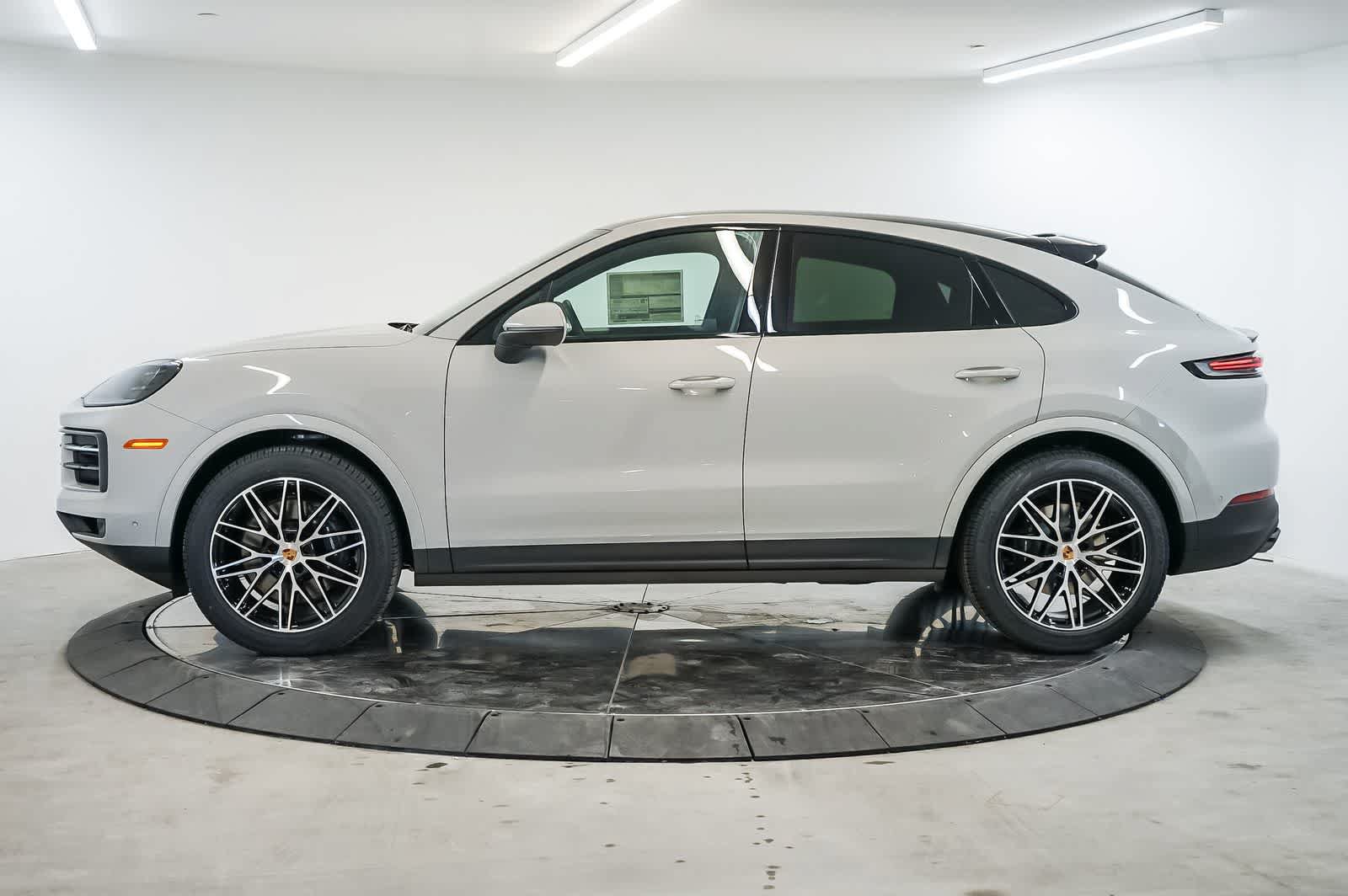 New 2026 Porsche Cayenne Coupe AWD/4WD image 2