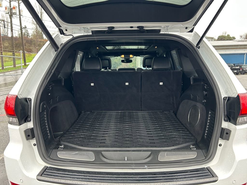 Used 2017 Jeep Grand Cherokee Trailhawk w/ Trailhawk Luxury Group image 24