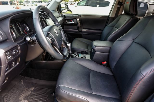 Used 2020 Toyota 4Runner TRD Off-Road Premium w/ Moonroof Package AWD/4WD image 23