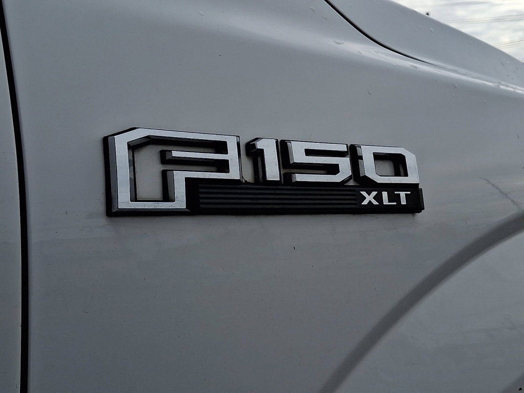 Used 2016 Ford F150 XLT AWD/4WD image 4