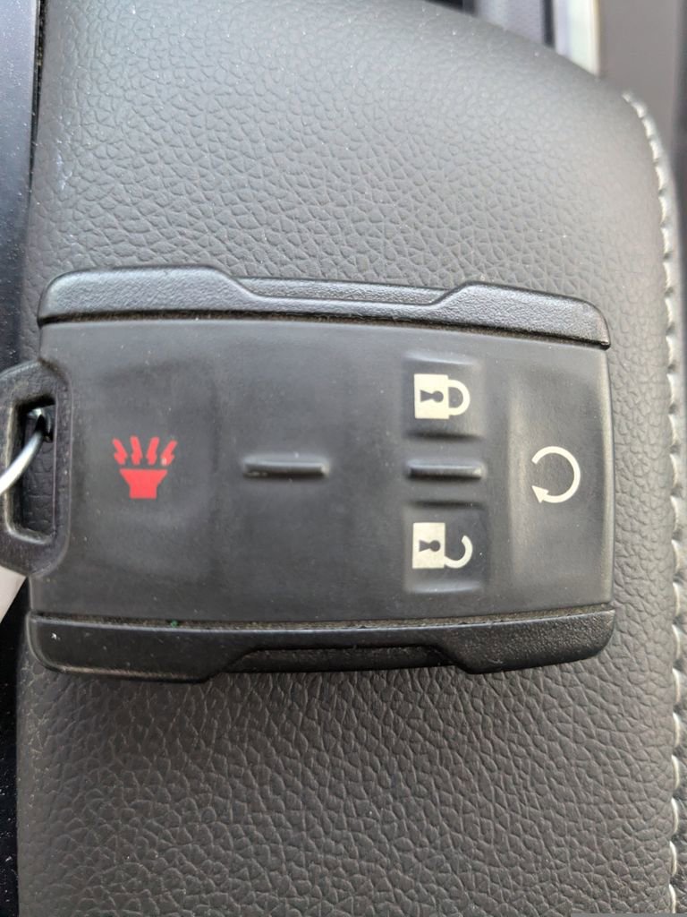 Used 2019 Chevrolet Silverado 1500 LT w/ All Star Edition image 28