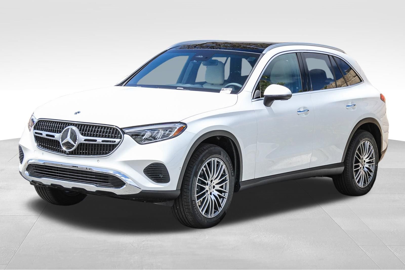 New 2026 Mercedes-Benz GLC 300 4MATIC image 3