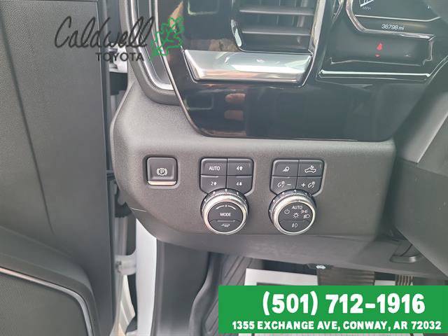 Used 2025 GMC Sierra 2500 SLT w/ SLT Premium Package AWD/4WD image 17