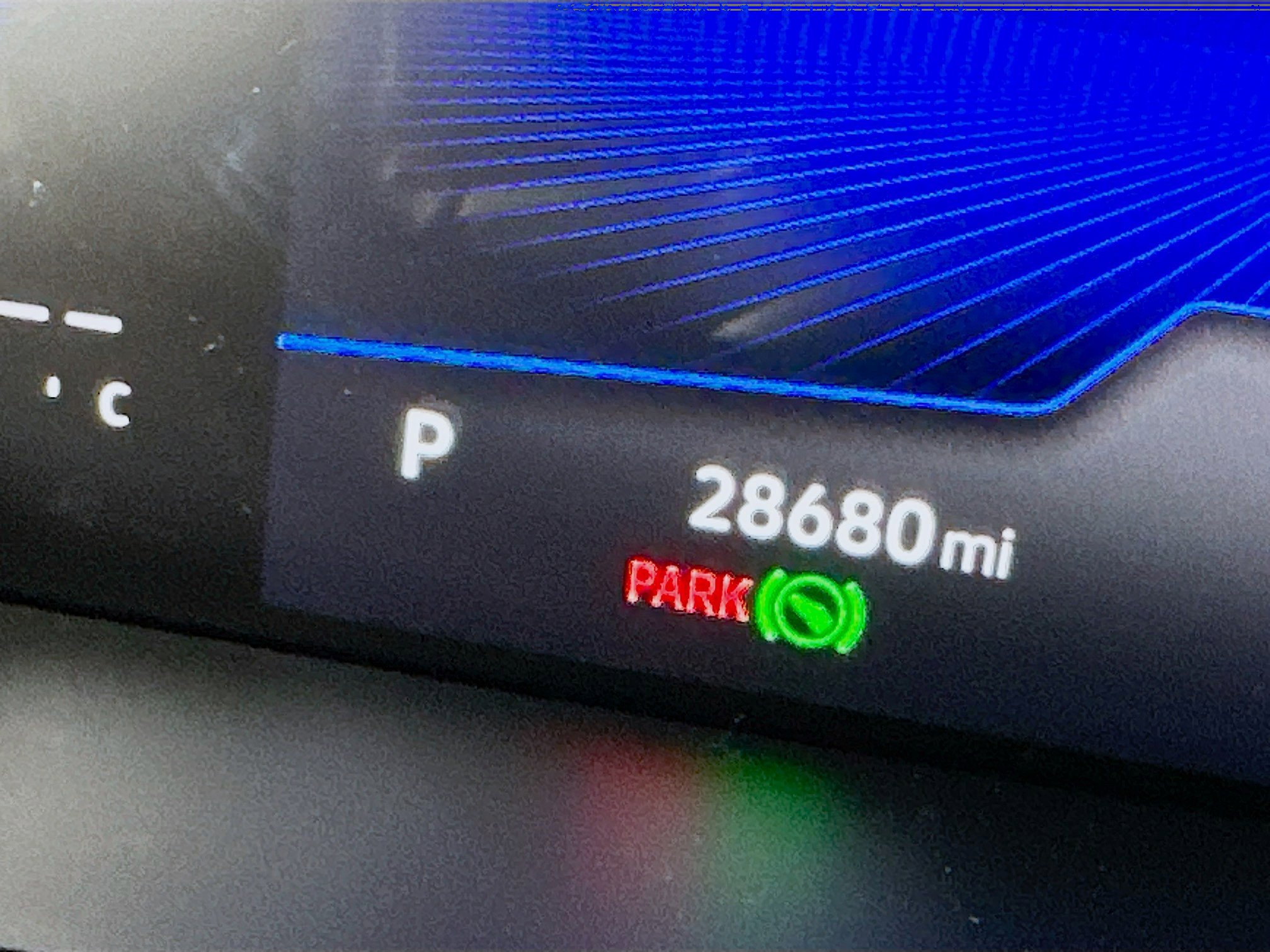 Used 2023 Volkswagen Tiguan SE image 18