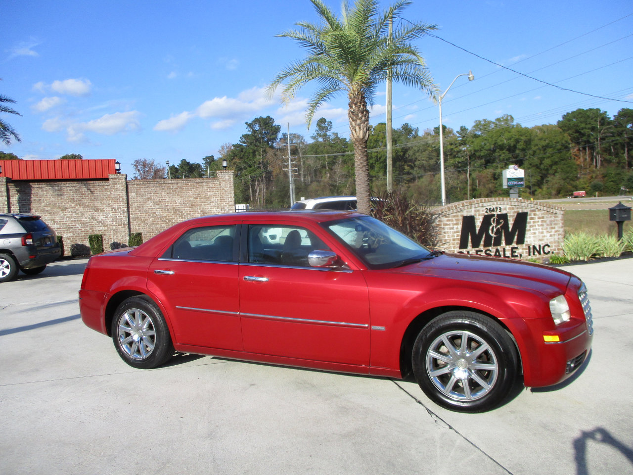 Used 2010 Chrysler 300 Touring image 17