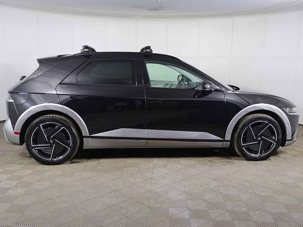 Used 2025 Hyundai Ioniq 5 Limited AWD/4WD image 20
