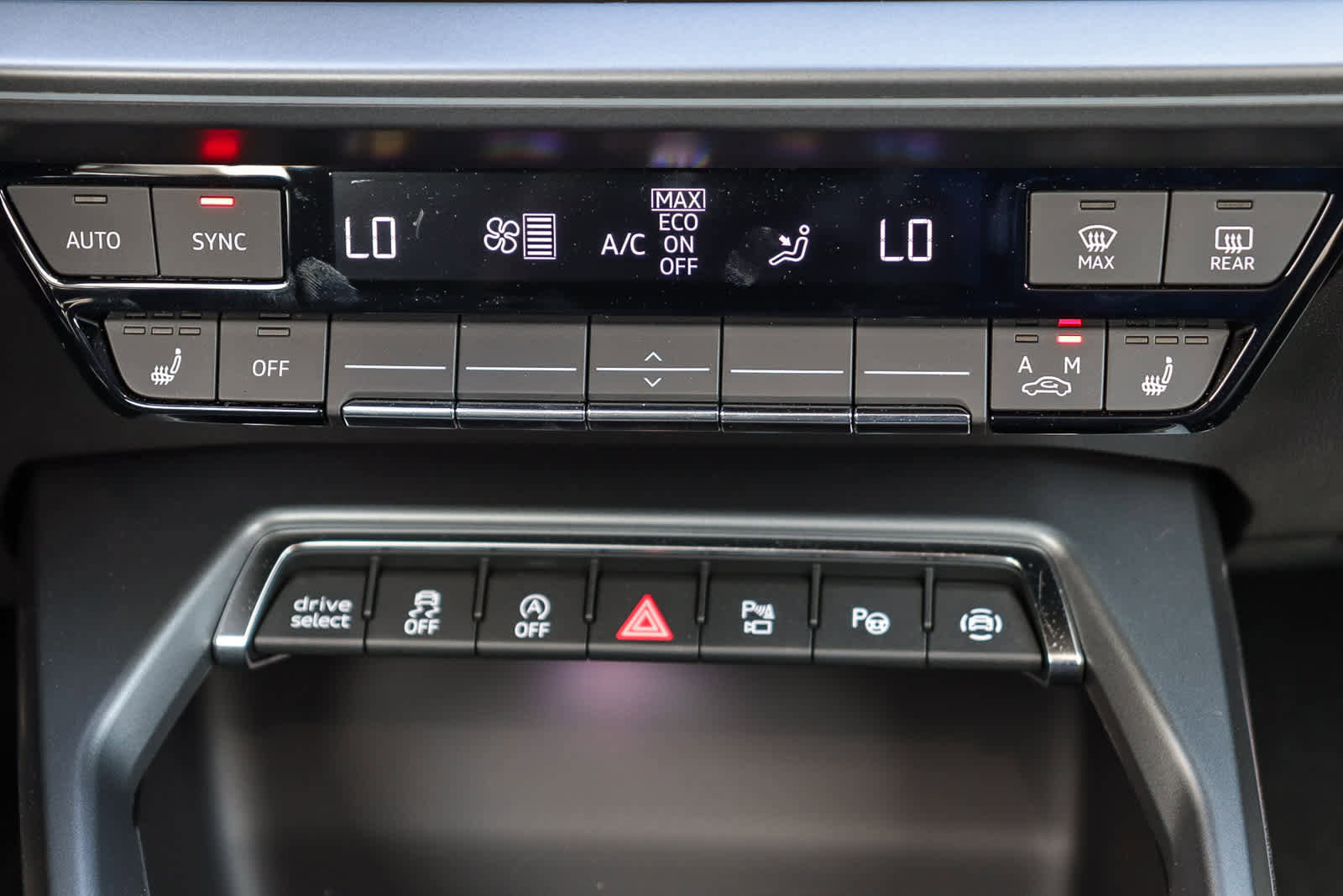 Used 2025 Audi A3 2.0T Premium w/ Black Optic Package image 18