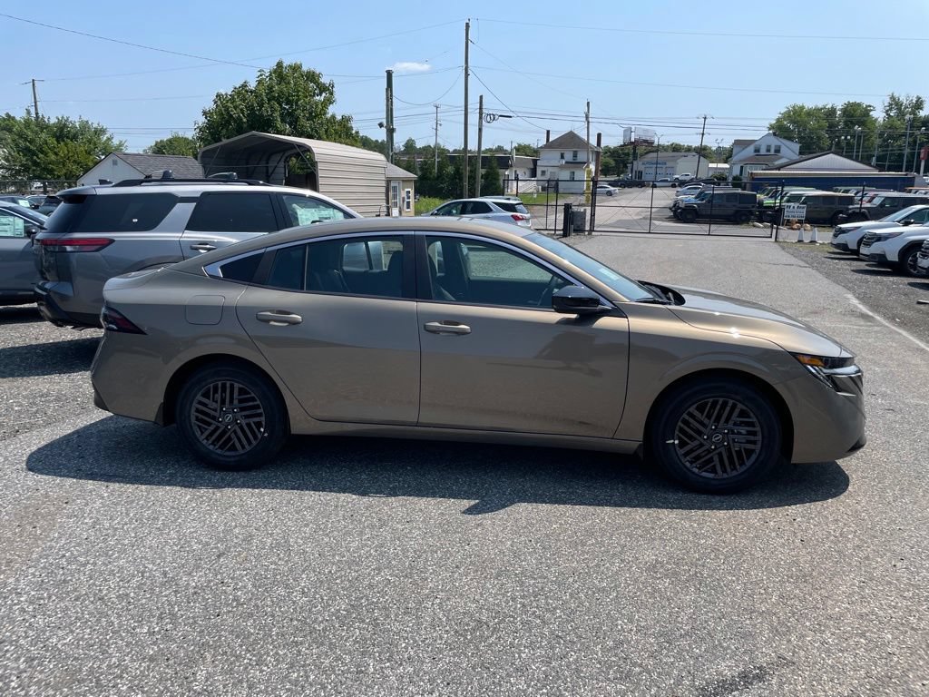 New 2026 Nissan Sentra SV w/ SV Convenience Package FWD image 4