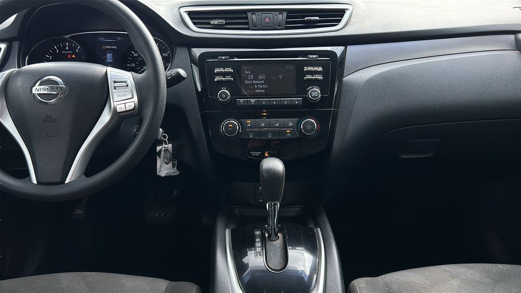 Used 2016 Nissan Rogue S FWD image 17