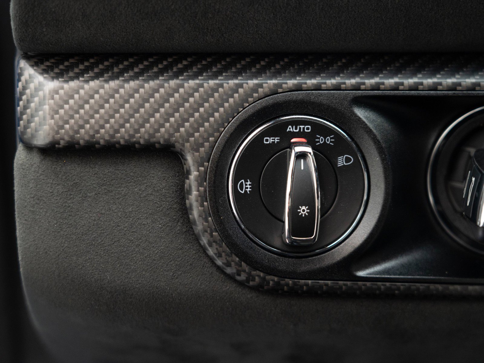 Certified 2025 Porsche 718 Cayman GT4 RS image 29