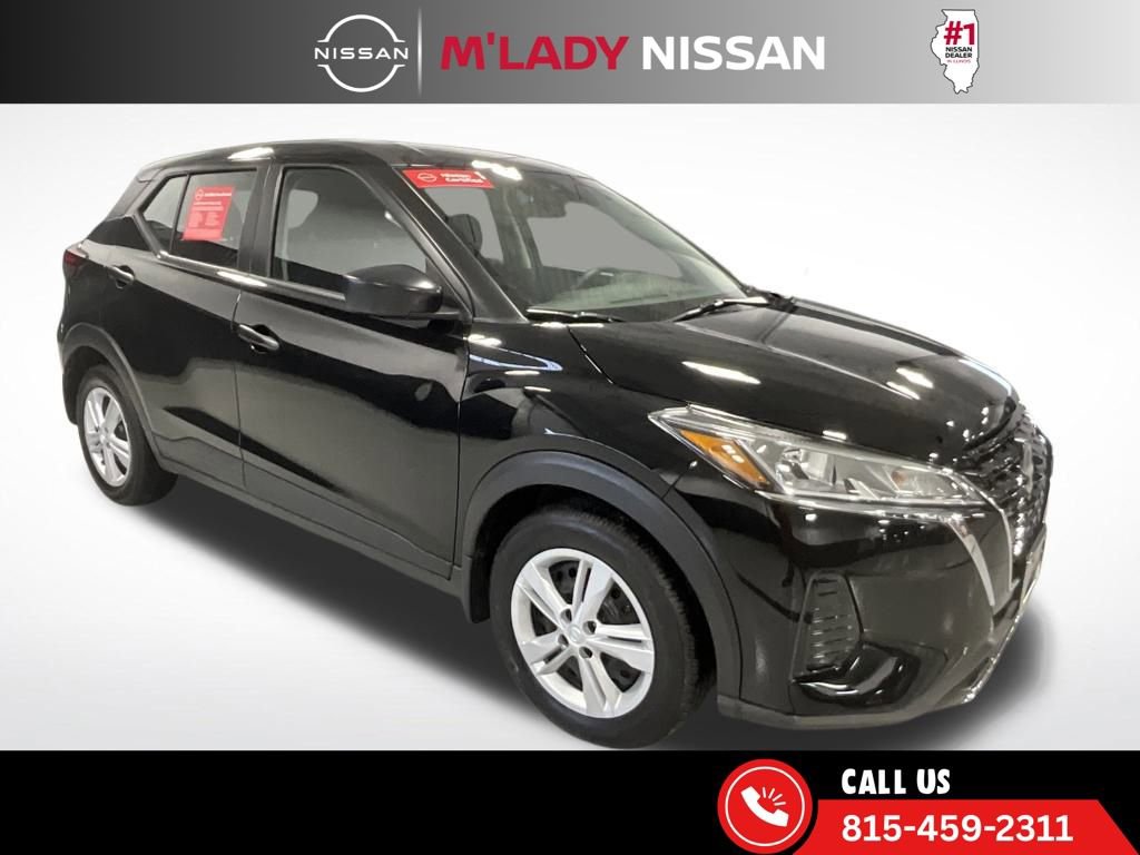 Certified 2025 Nissan Kicks Play S image 3