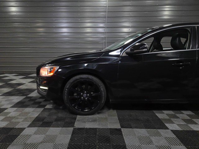 Used 2017 Volvo S60 T5 Inscription w/ Climate Package image 40