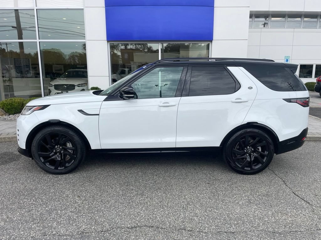 Used 2023 Land Rover Discovery S R-Dynamic AWD/4WD image 2