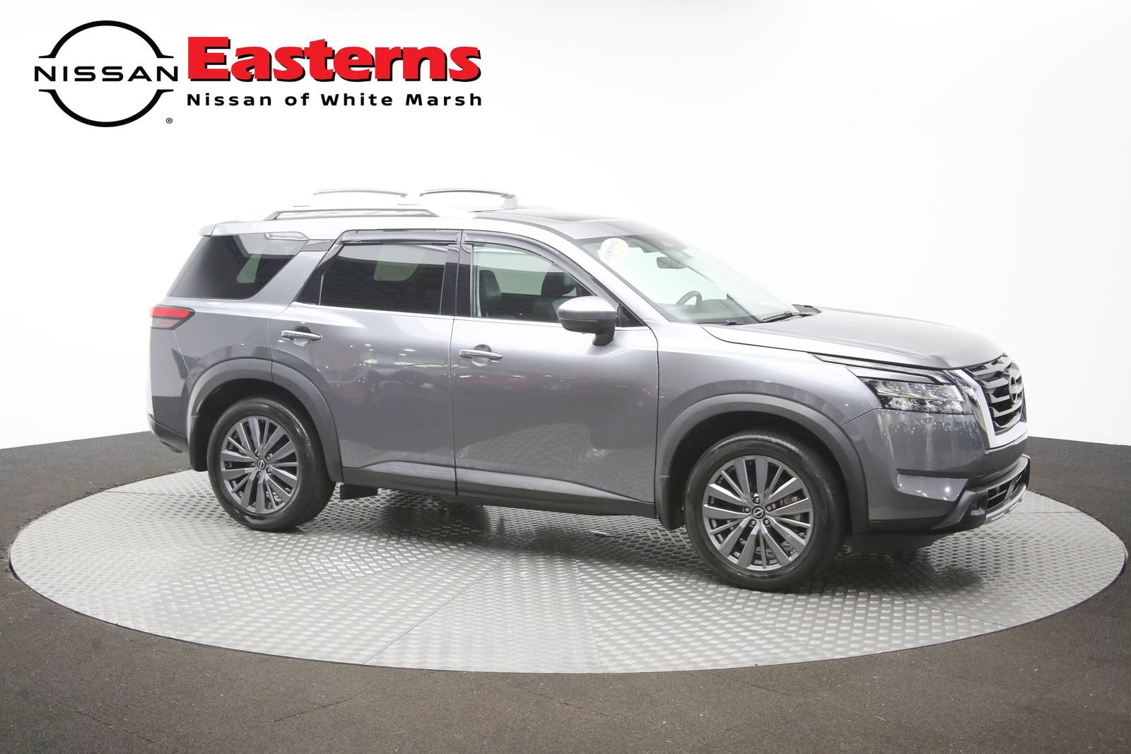 Used 2024 Nissan Pathfinder SL AWD/4WD image 47