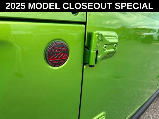 New 2025 Jeep Gladiator Rubicon AWD/4WD image 10