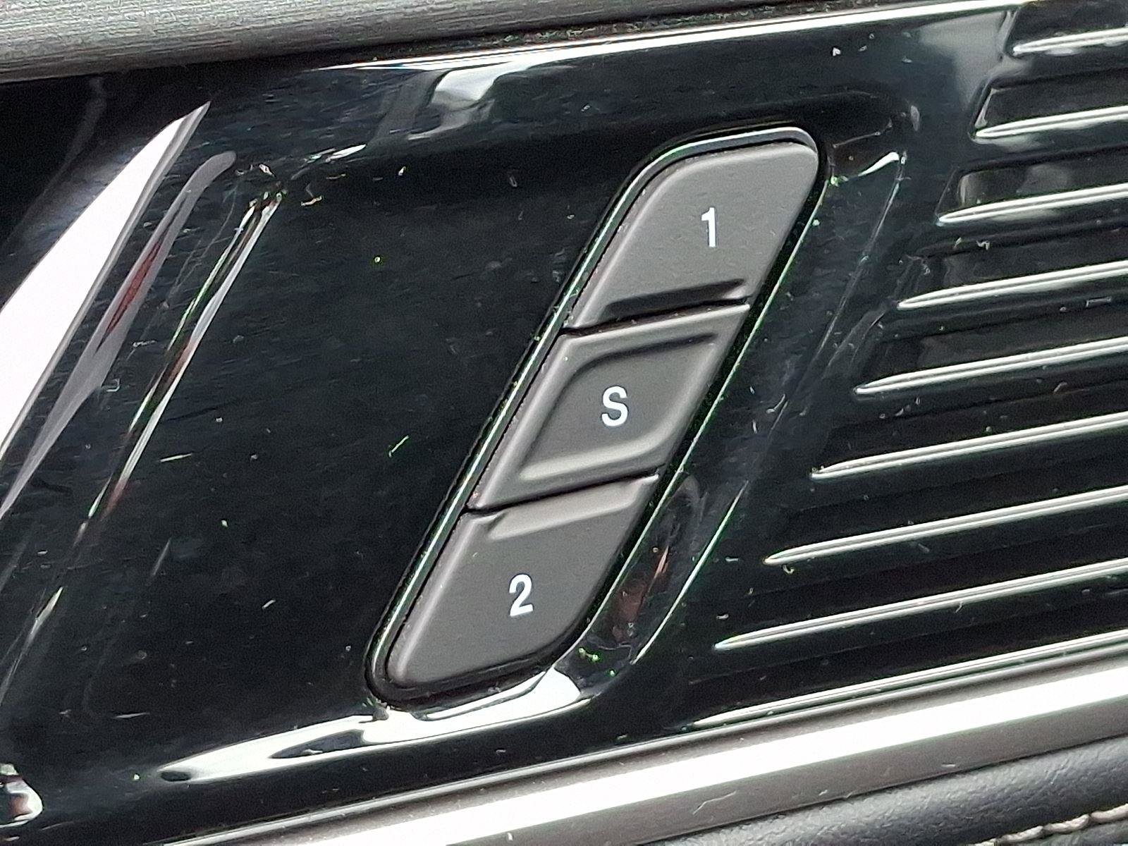 Certified 2025 Jeep Wagoneer L 4WD image 27