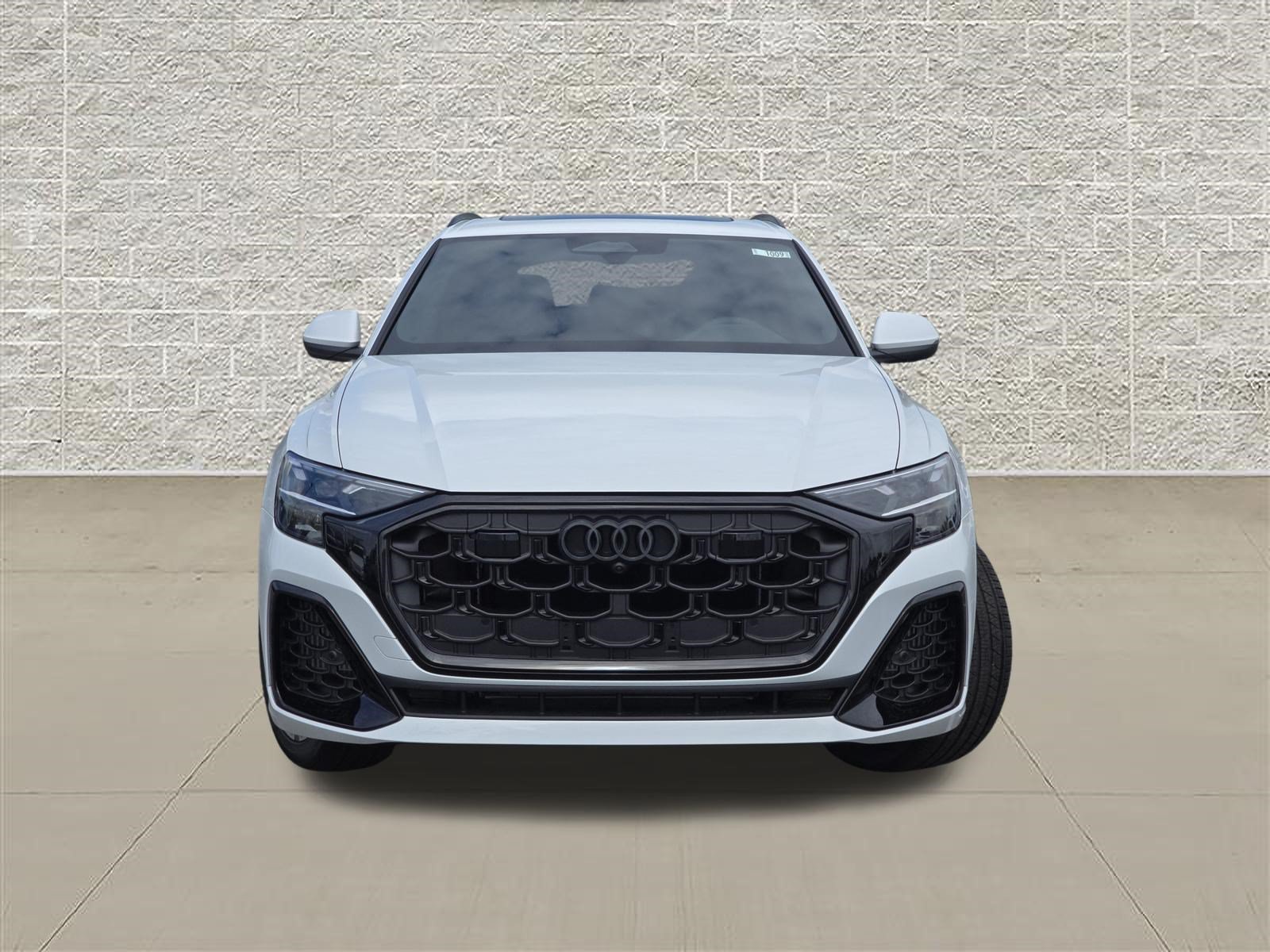 New 2027 Audi Q8 Premium Plus AWD/4WD image 2