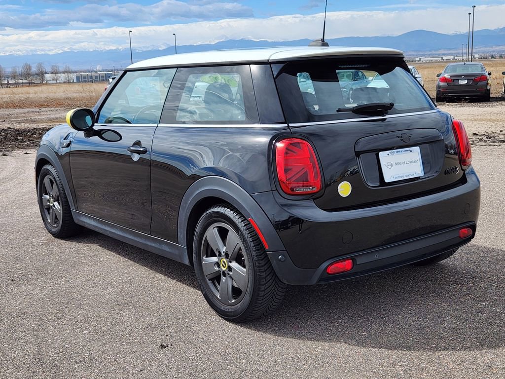Used 2022 MINI Cooper SE image 3