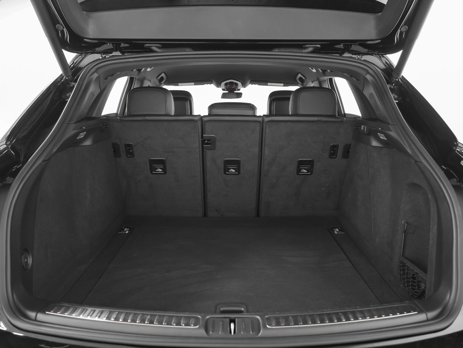 Certified 2023 Porsche Macan S image 21