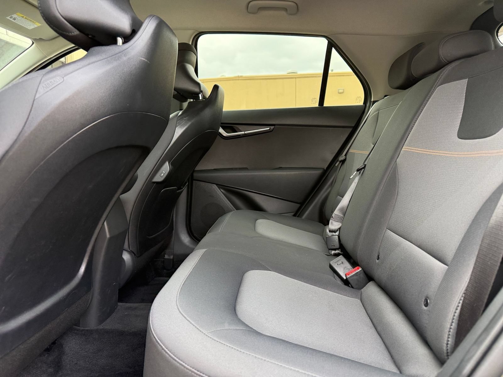 Used 2026 Kia Niro LX FWD image 26