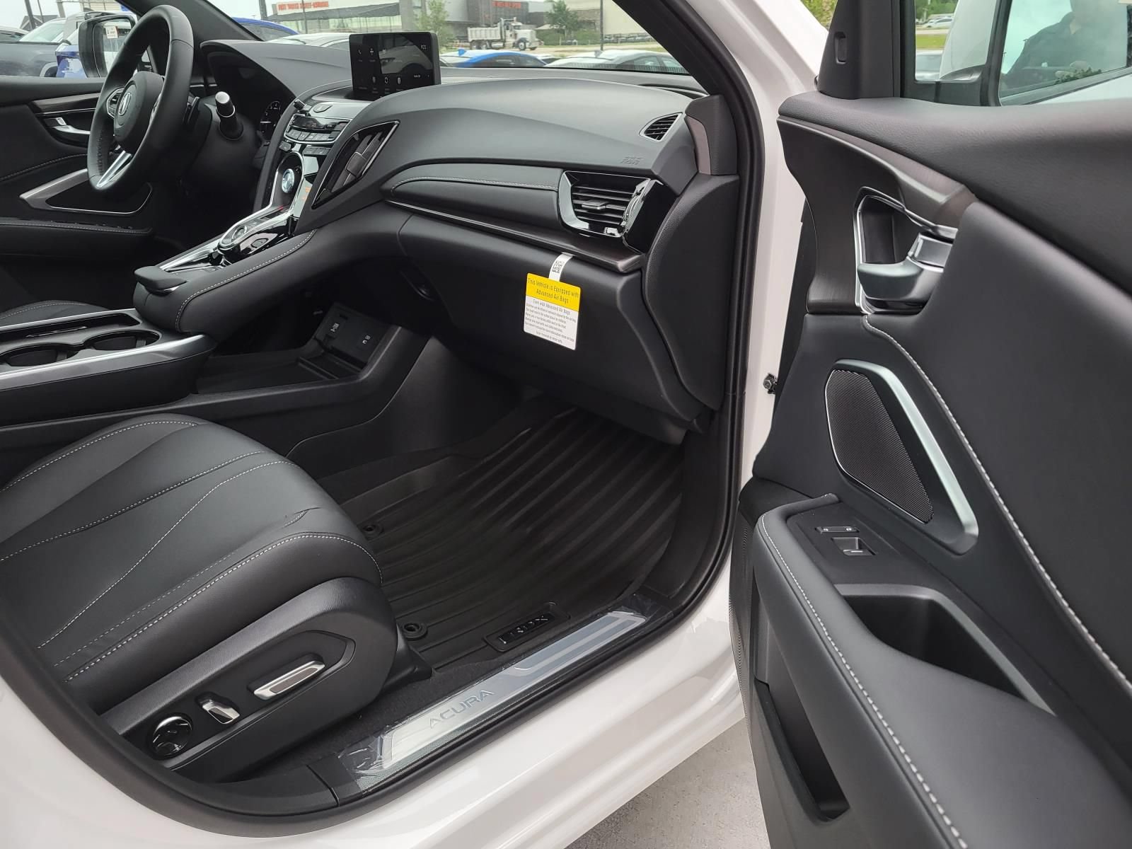 New 2026 Acura RDX SH-AWD image 8