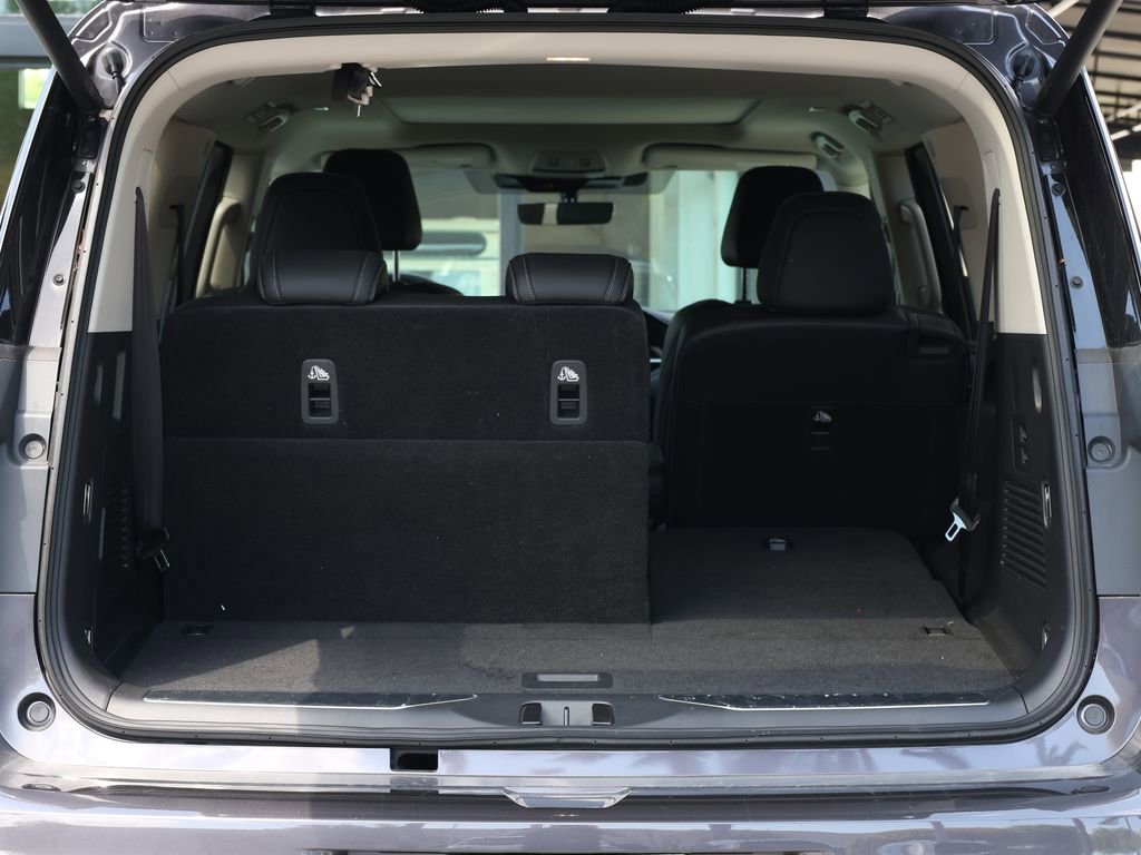 Certified 2025 INFINITI QX80 Pure image 8