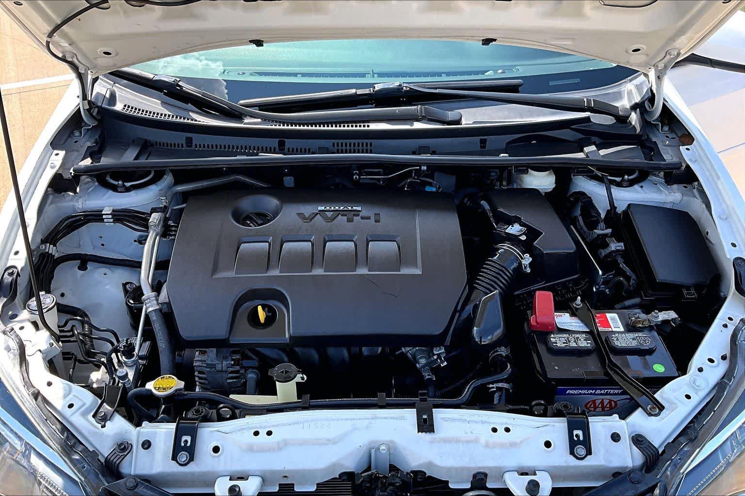 Used 2017 Toyota Corolla LE FWD image 31