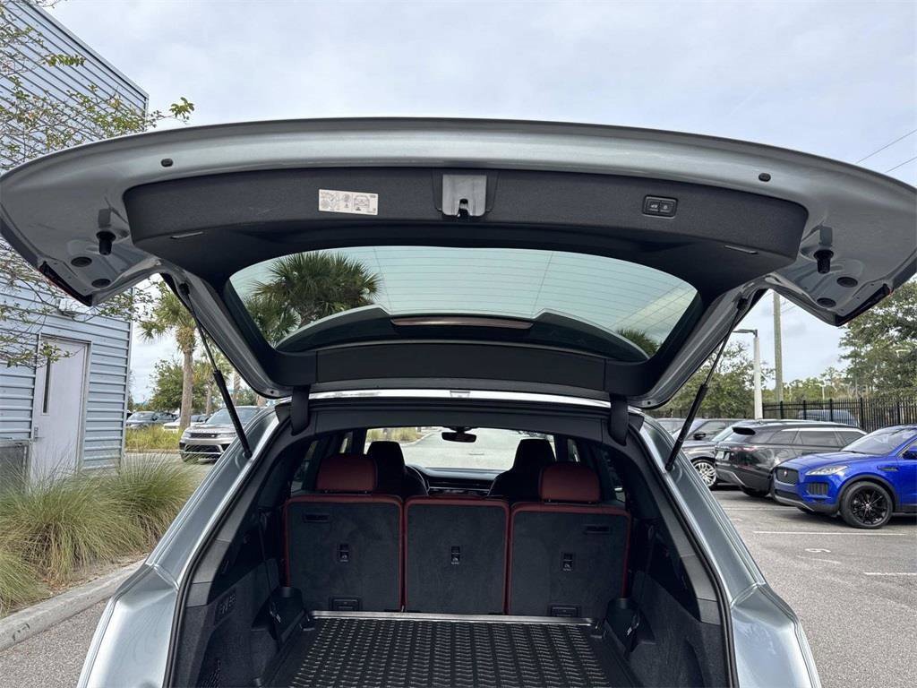 Used 2024 Audi SQ7 Premium Plus w/ S Sport Package image 12