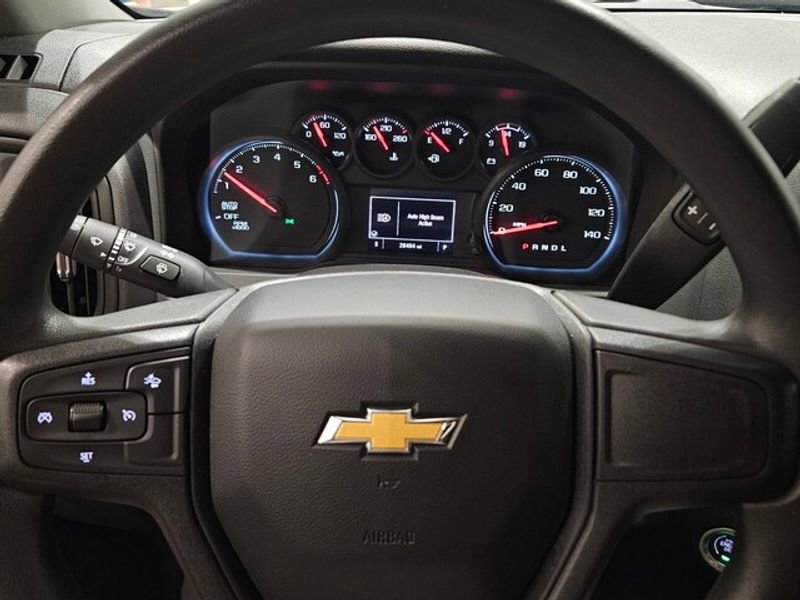 Used 2022 Chevrolet Silverado 1500 Custom image 21