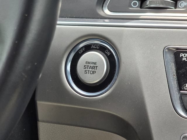 Used 2015 Hyundai Sonata Limited w/ Option Group 05 FWD image 25