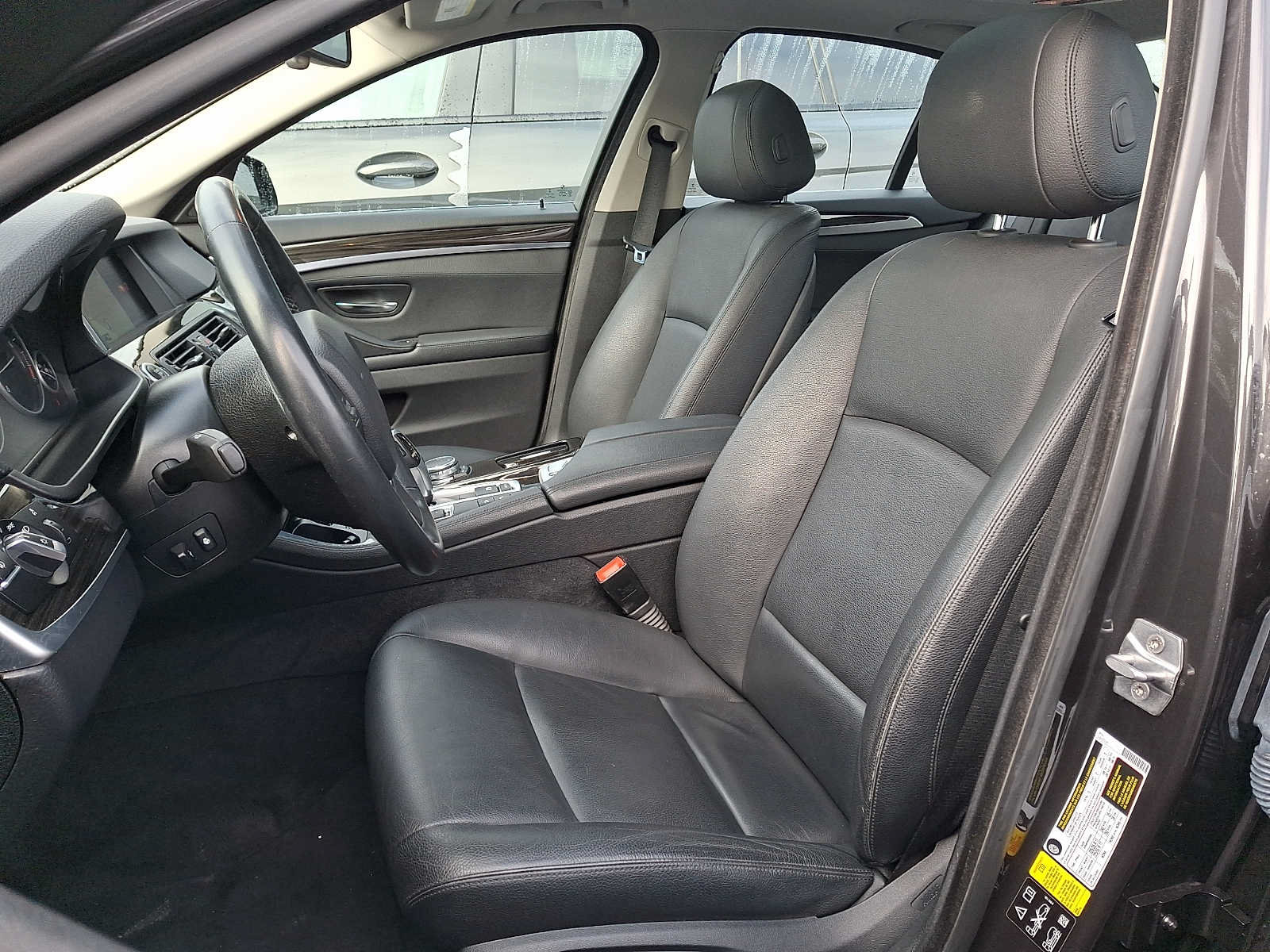 Used 2015 BMW 528i xDrive Sedan AWD/4WD image 11