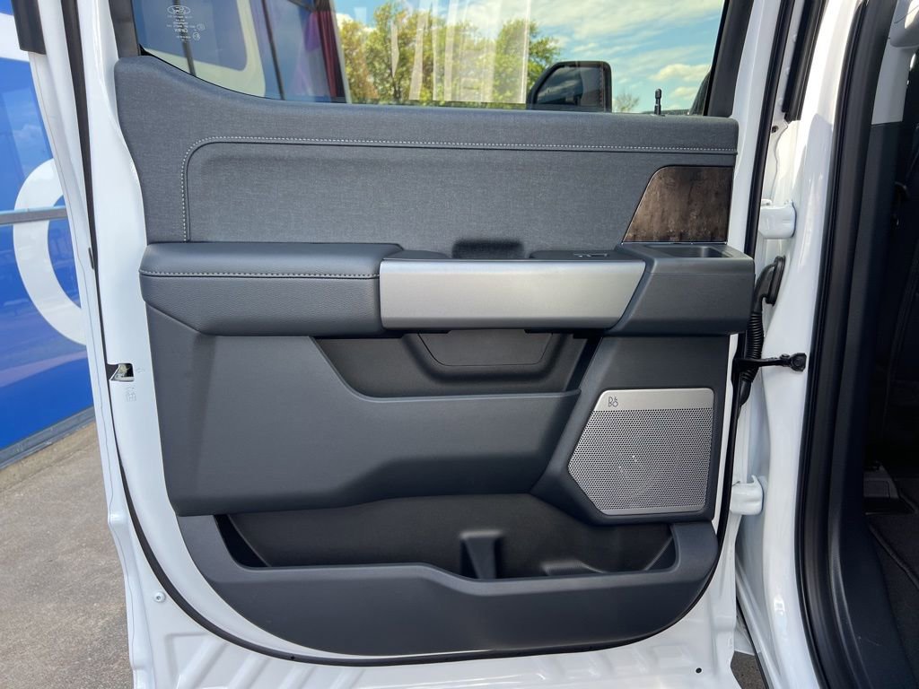 New 2026 Ford F250 Lariat image 10