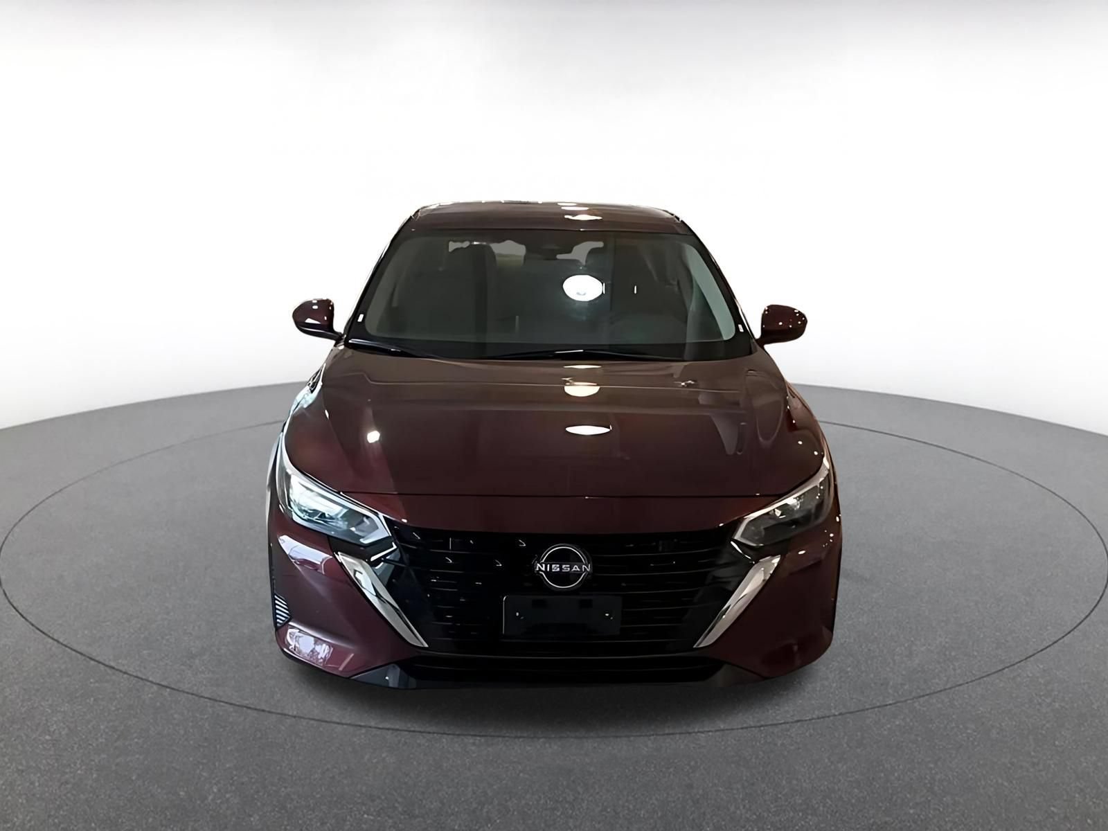 Used 2025 Nissan Sentra SV FWD image 10