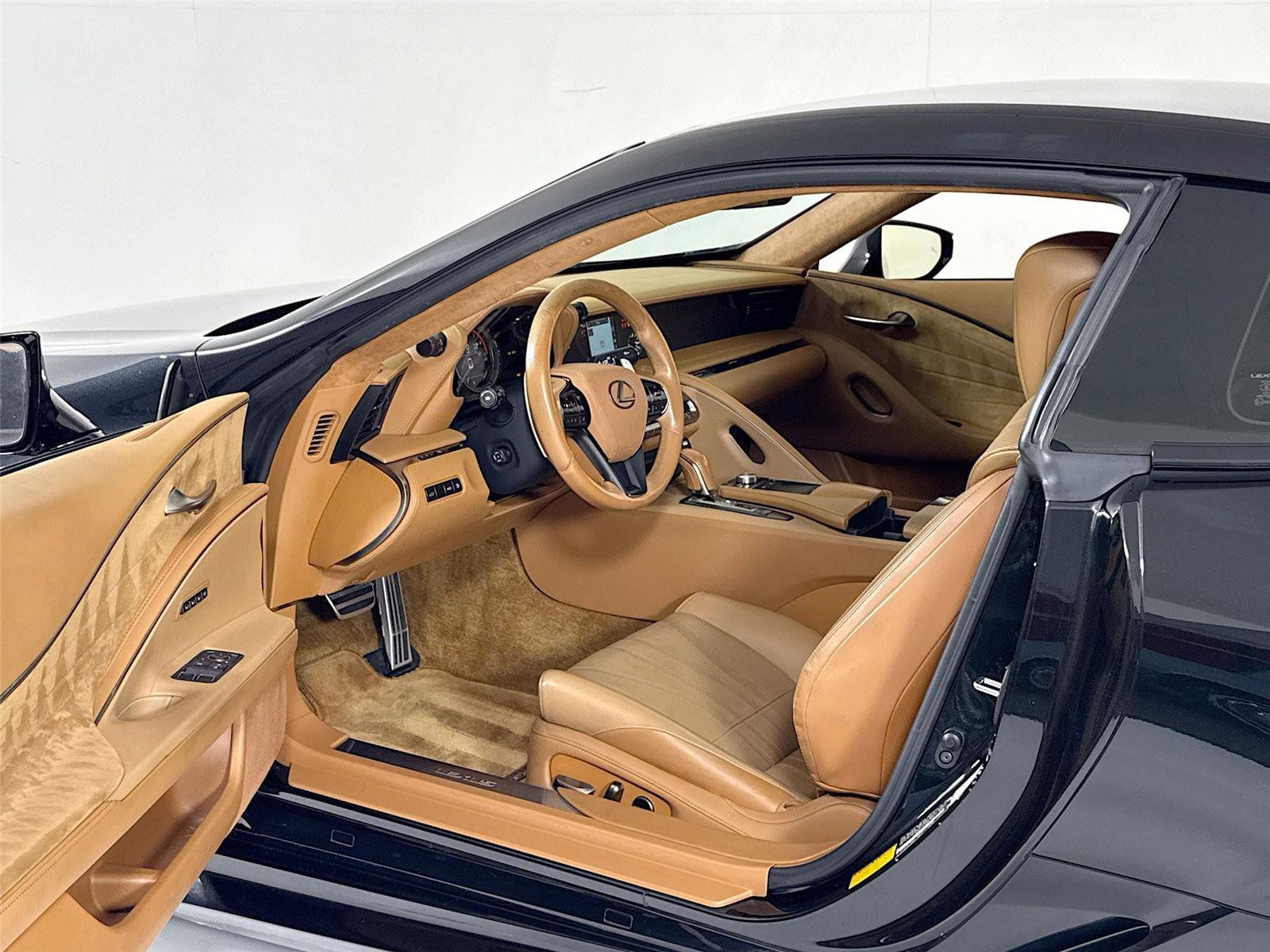 Used 2018 Lexus LC 500 Coupe image 12