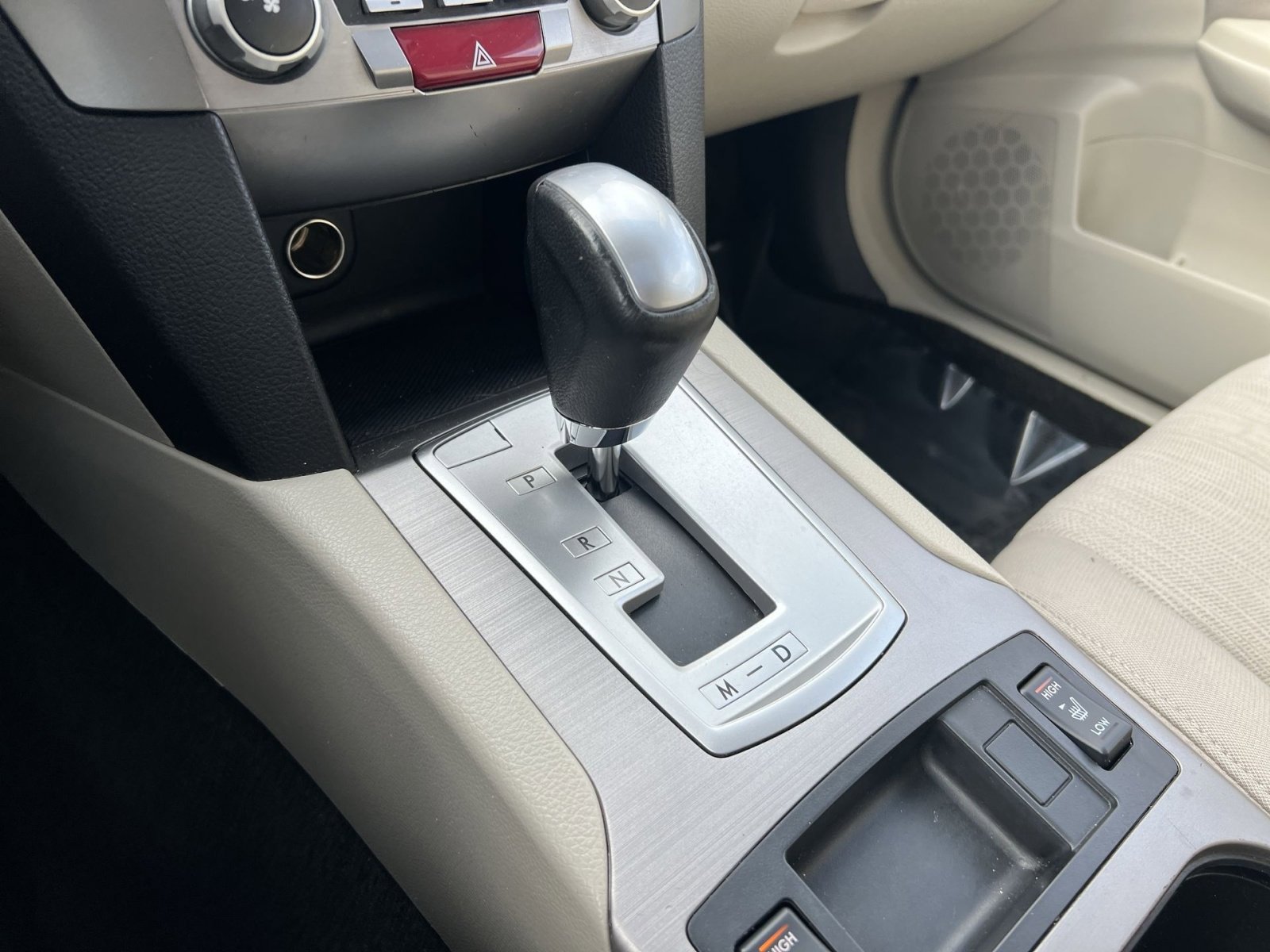 Used 2014 Subaru Outback 2.5i Premium w/ Moonroof Package image 20