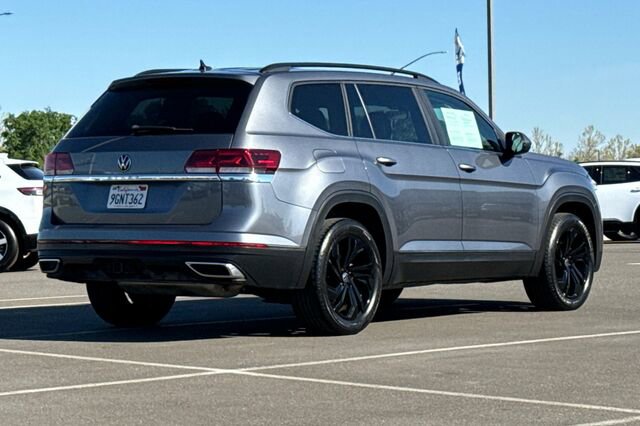 Certified 2023 Volkswagen Atlas SE w/ Panoramic Sunroof Package image 4