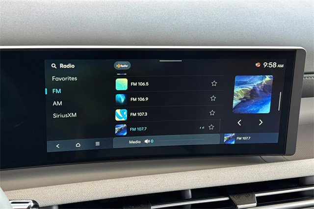 New 2025 Hyundai Tucson Limited image 18