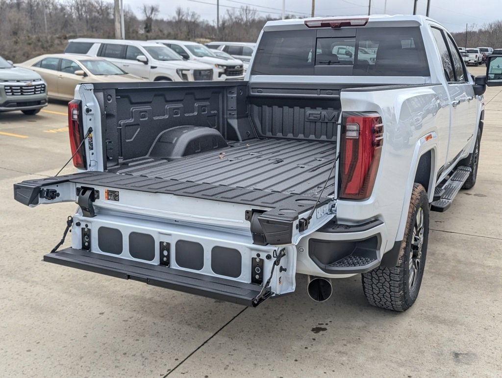 New 2026 GMC Sierra 2500 Denali image 13