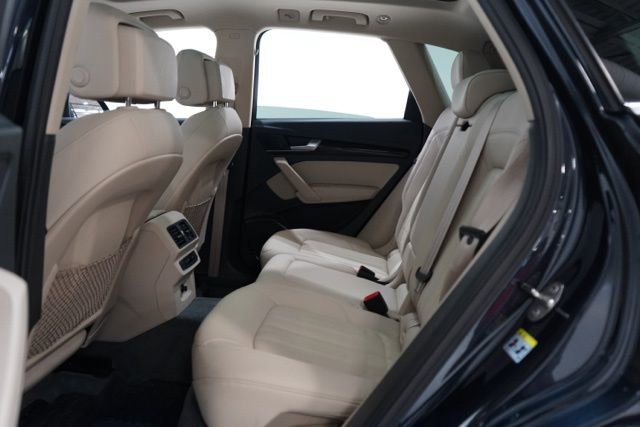 Used 2020 Audi Q5 2.0T Premium w/ Convenience Package image 31
