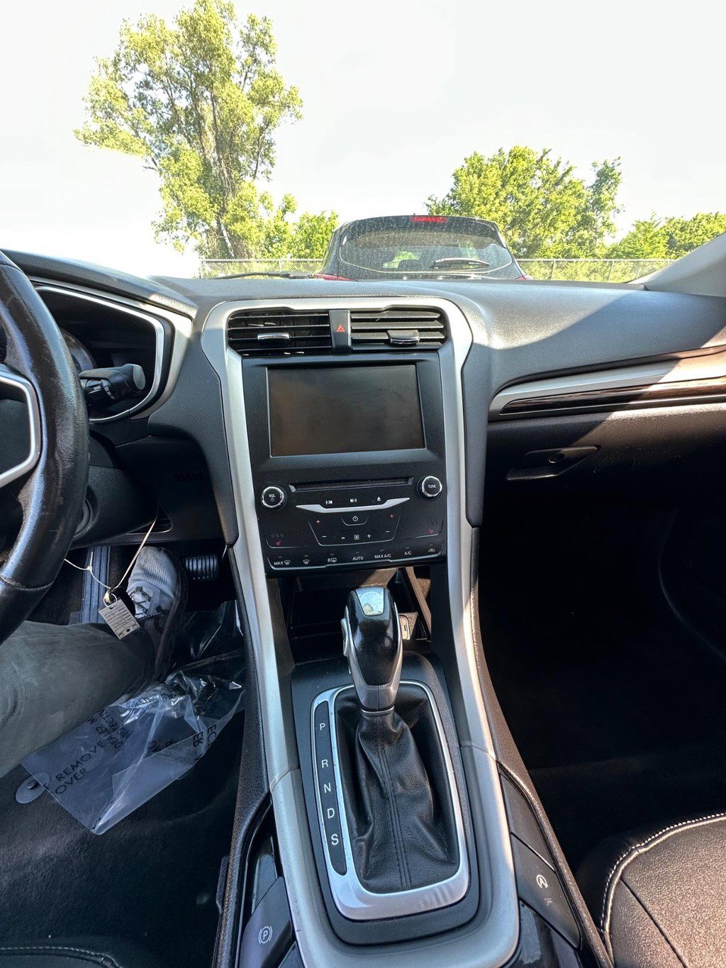 Used 2014 Ford Fusion SE w/ Equipment Group 202A FWD image 13