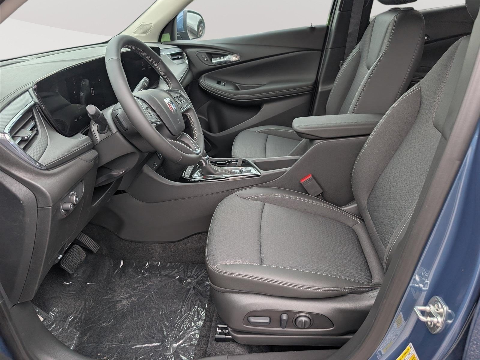 New 2026 Buick Encore GX Preferred w/ Comfort Package AWD/4WD image 12