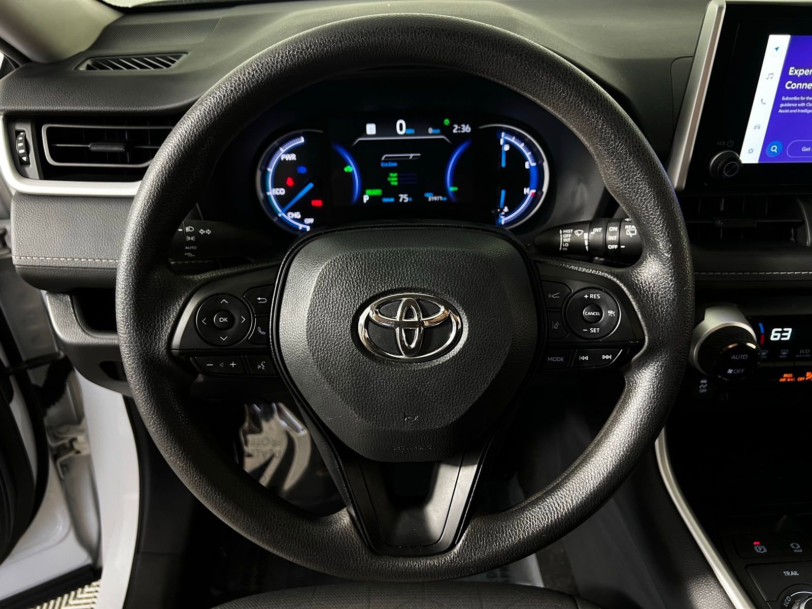 Certified 2025 Toyota RAV4 XLE AWD/4WD image 15