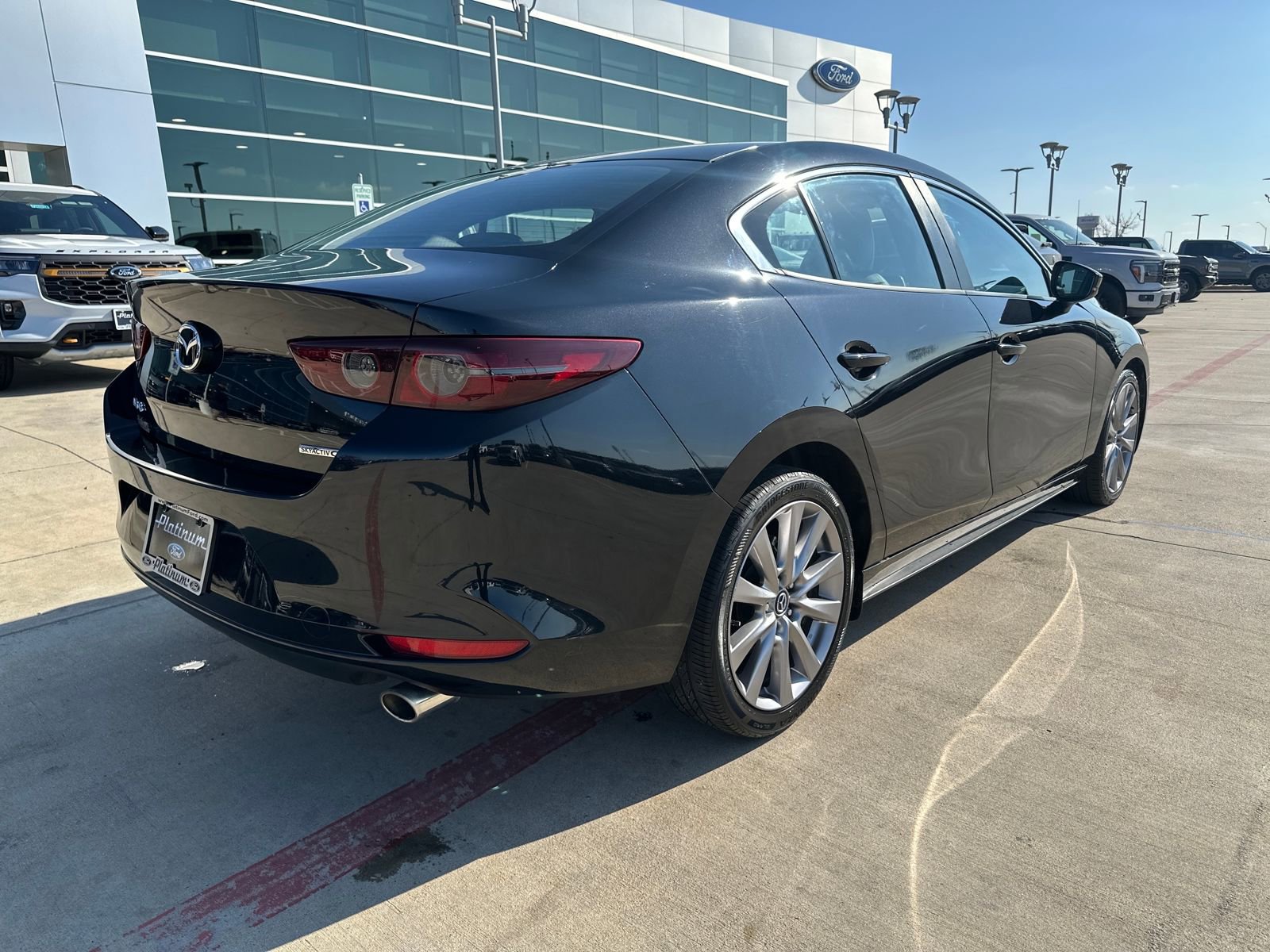 Used 2021 MAZDA MAZDA3 s image 4