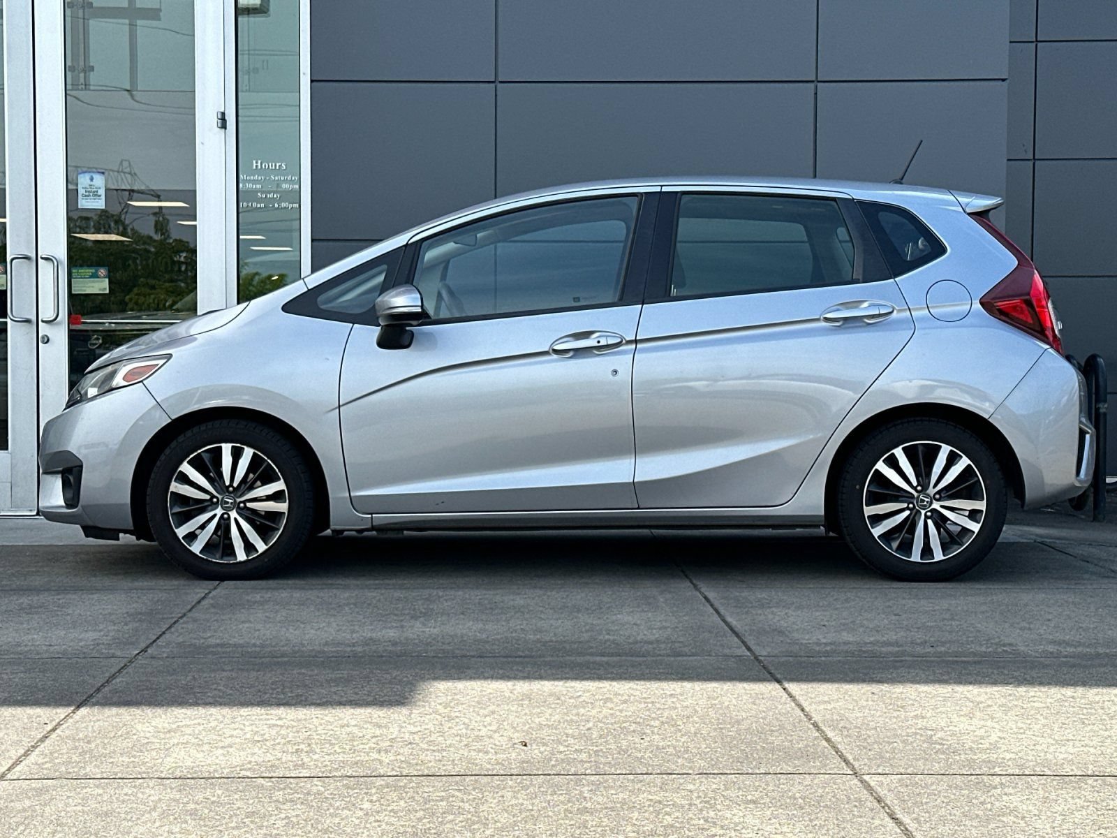 Used 2017 Honda Fit EX image 6
