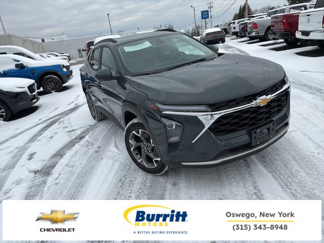 New 2026 Chevrolet Trax LT w/ Sunroof Package