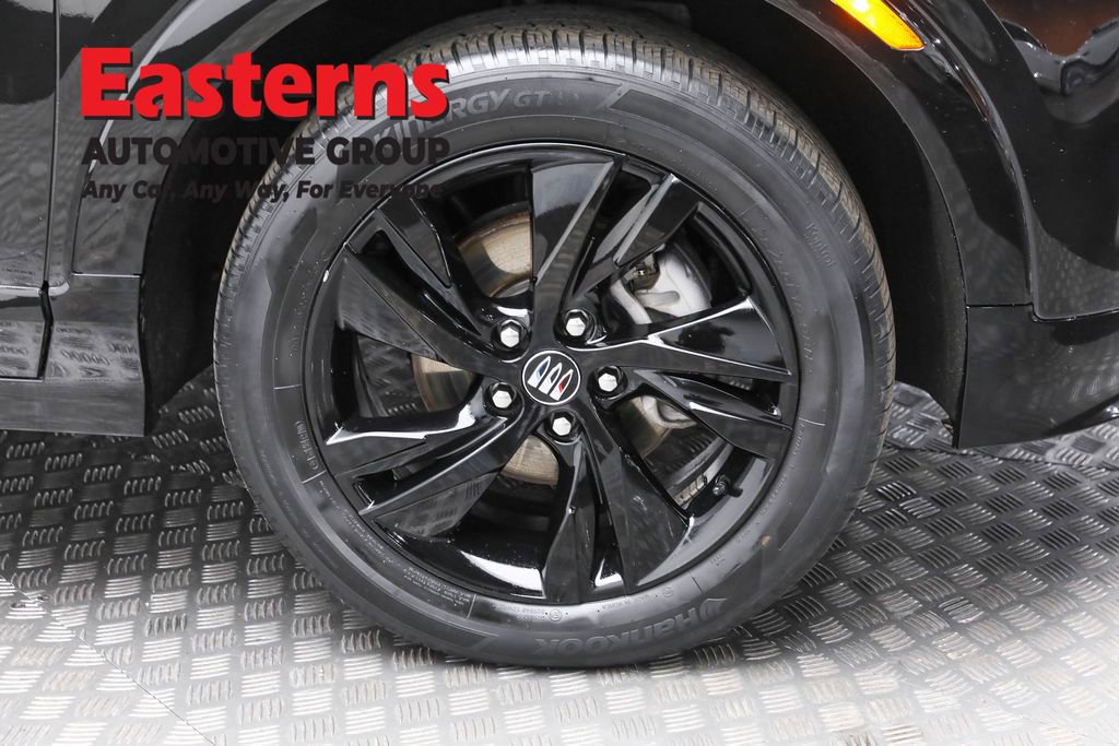 Used 2024 Buick Encore GX Sport Touring image 31