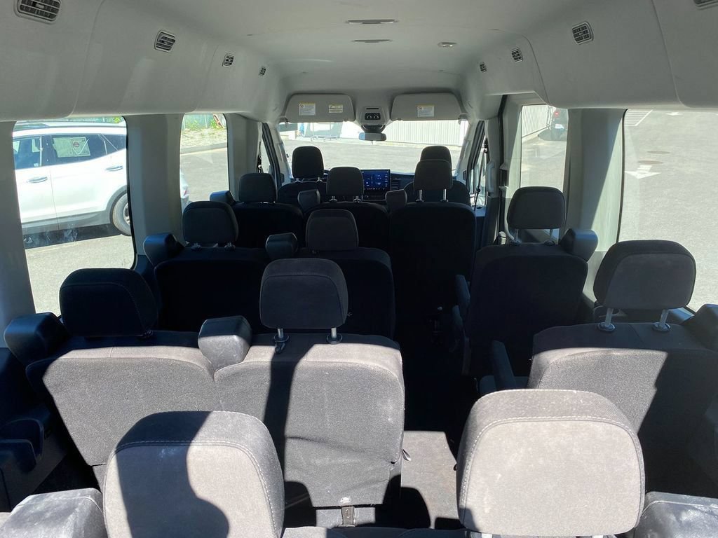 Used 2023 Ford Transit 350 XLT RWD image 25
