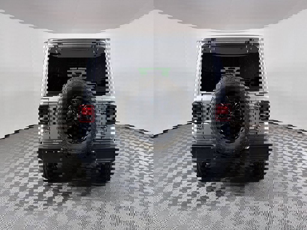 Used 2021 Jeep Wrangler Unlimited Sahara image 12