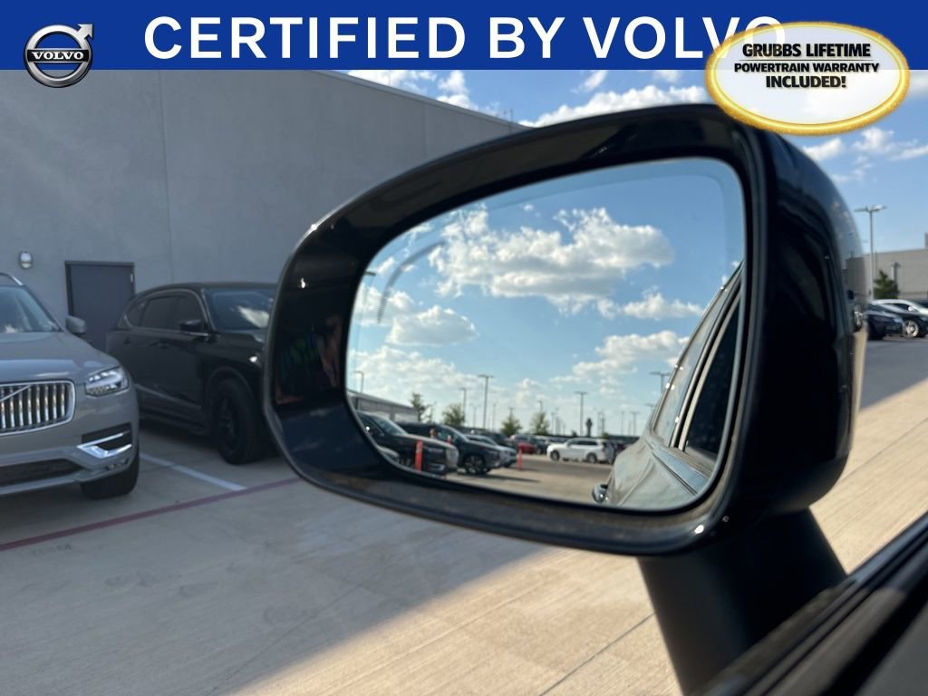 Used 2025 Volvo XC60 T8 Plus w/ Protection Package Premier image 3