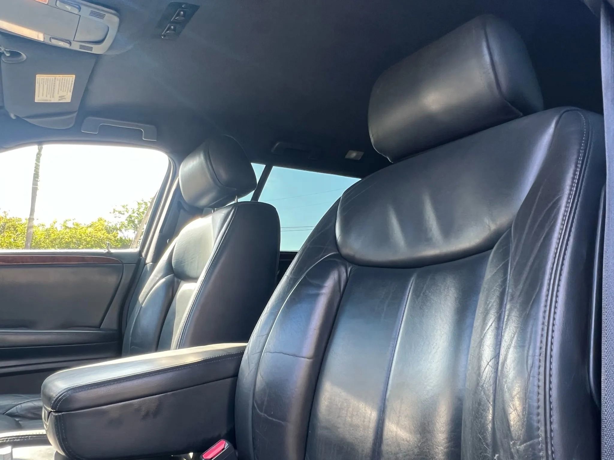 Used 2006 Cadillac DTS FWD image 28